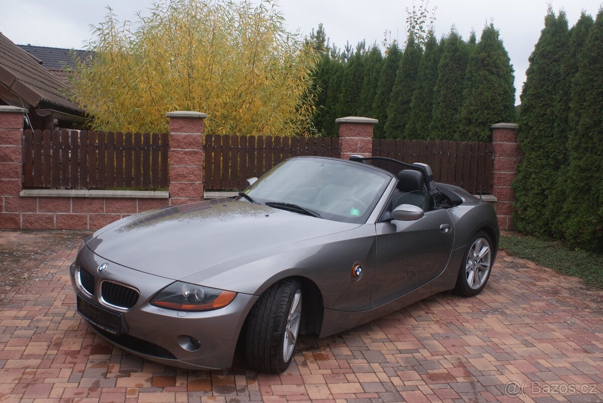 BMW Z4 2.5i (141kw) manuál, dovoz DE, XENONY, SUPER STAV