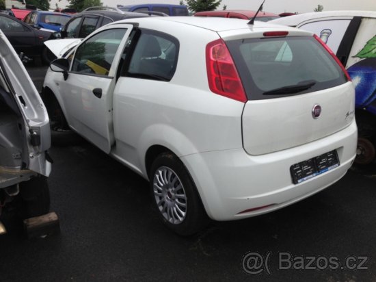 Fiat Grande Punto 1,2i 51kW 2011 - díly