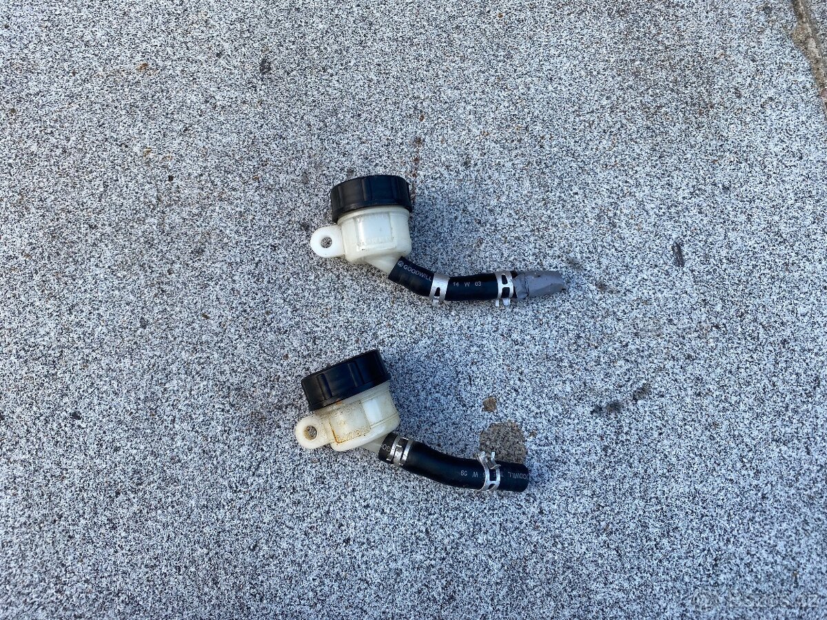 Yamaha MT / YZF 125 zadní nádržka brzdové kapaliny