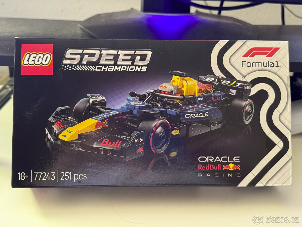 LEGO Formule Oracle Red Bull Racing (Nové, nerozbalené)