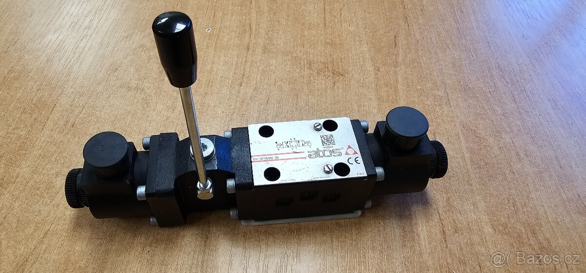 Elektrický hydraulický rozvaděč ATOS 24V + manuál ovládání