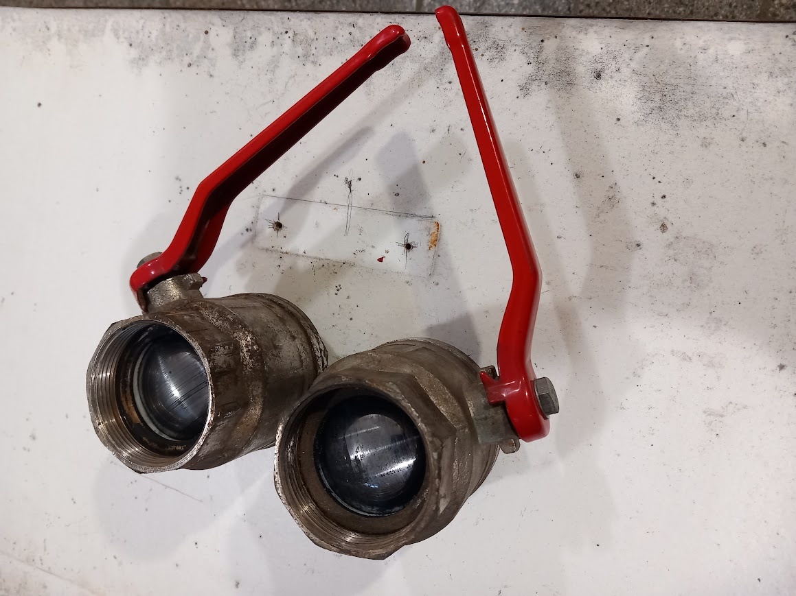 Kulový ventil 2" použitý, funkční, 2ks