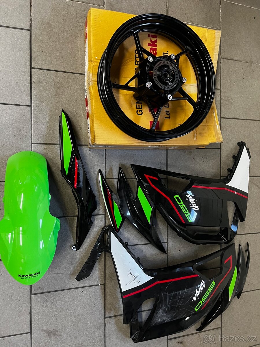 Kawasaki Ninja 650 kolo a plasty