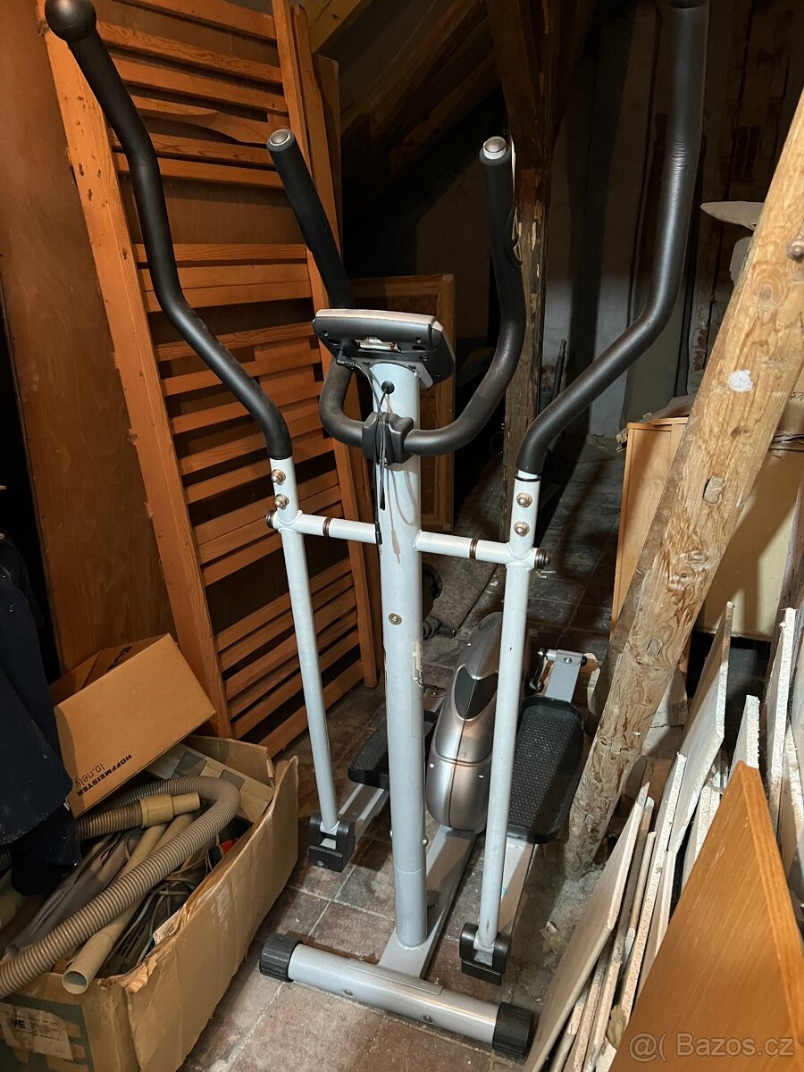 Eliptický trenažér / Orbitrek Favorit Fitness