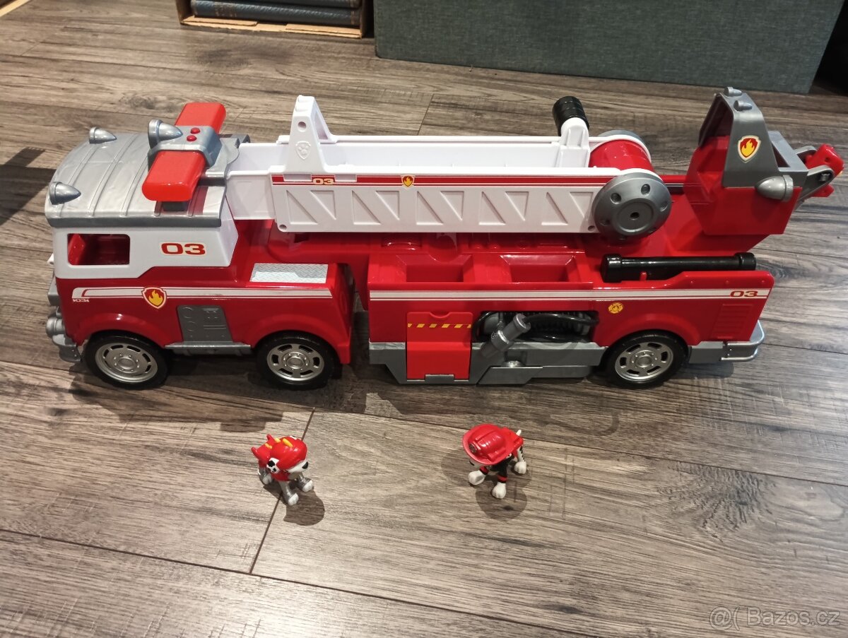 Tlapková patrola - velké hasičské auto