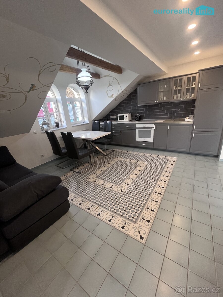 Pronájem bytu 2+kk, Mariánské Lázně