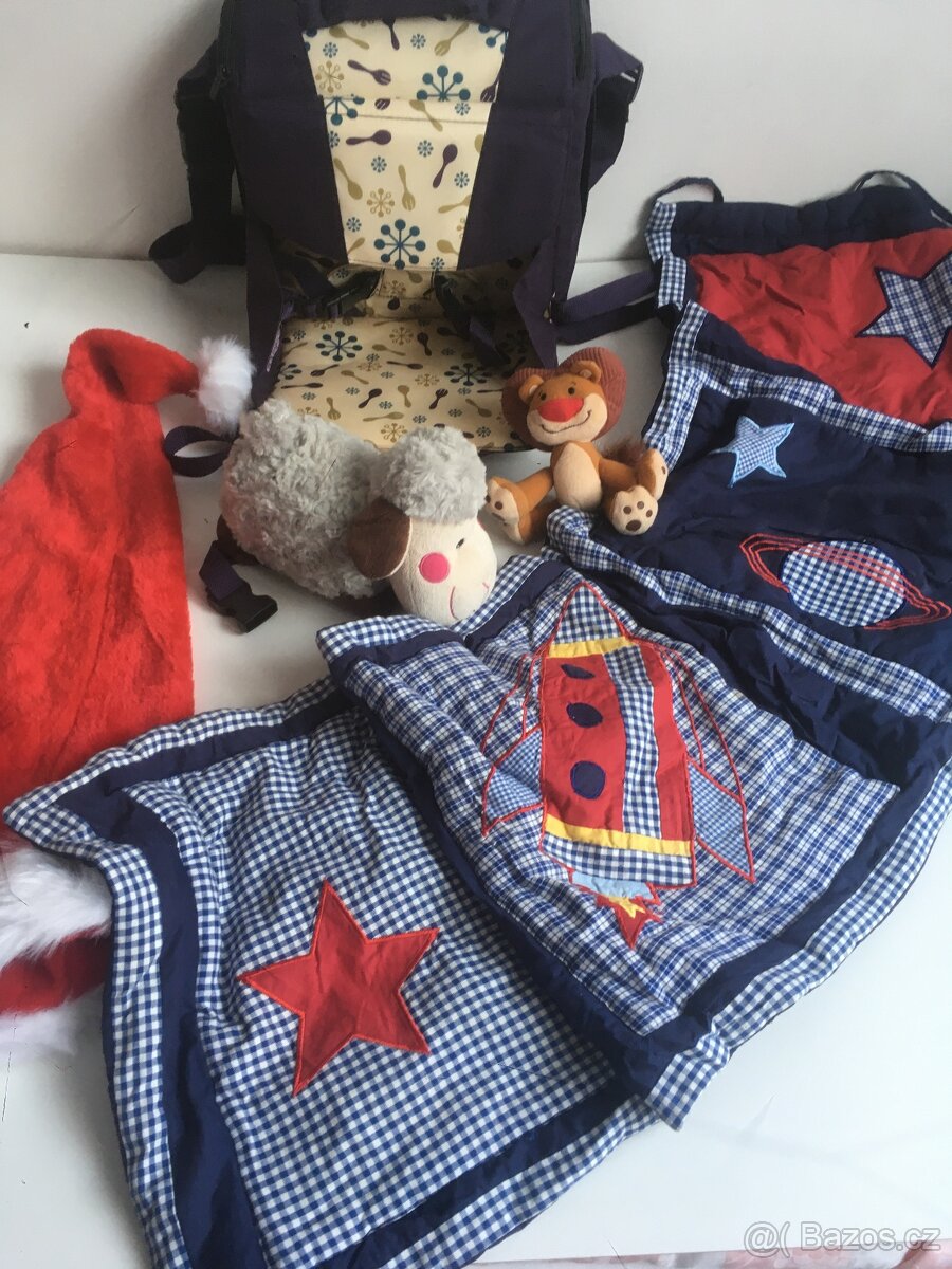 Set věcí pro dítě sedačka