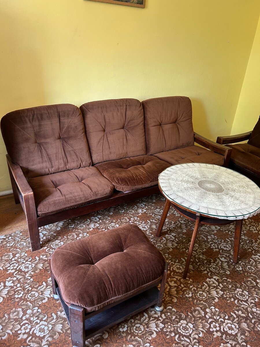 Retro dřevěná sedací souprava