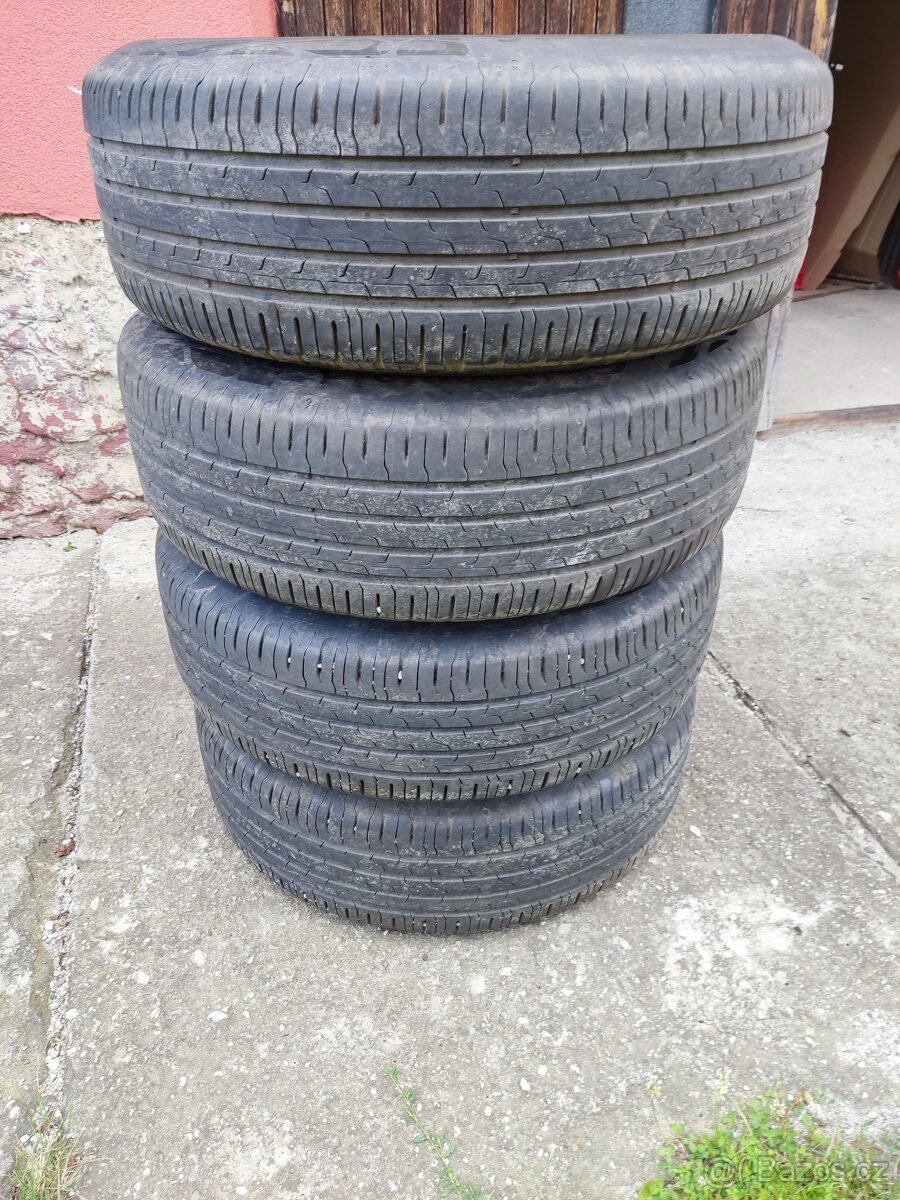 4x letní pneu i s disky Dacia Sandero Stepway 16"
