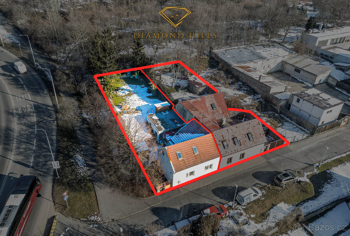 Prodej dvou řadových domů, pozemek 941m², Praha 6, Břevnov
