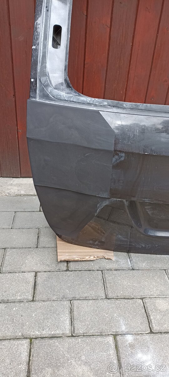 dveře na opravu,superb 2 combi