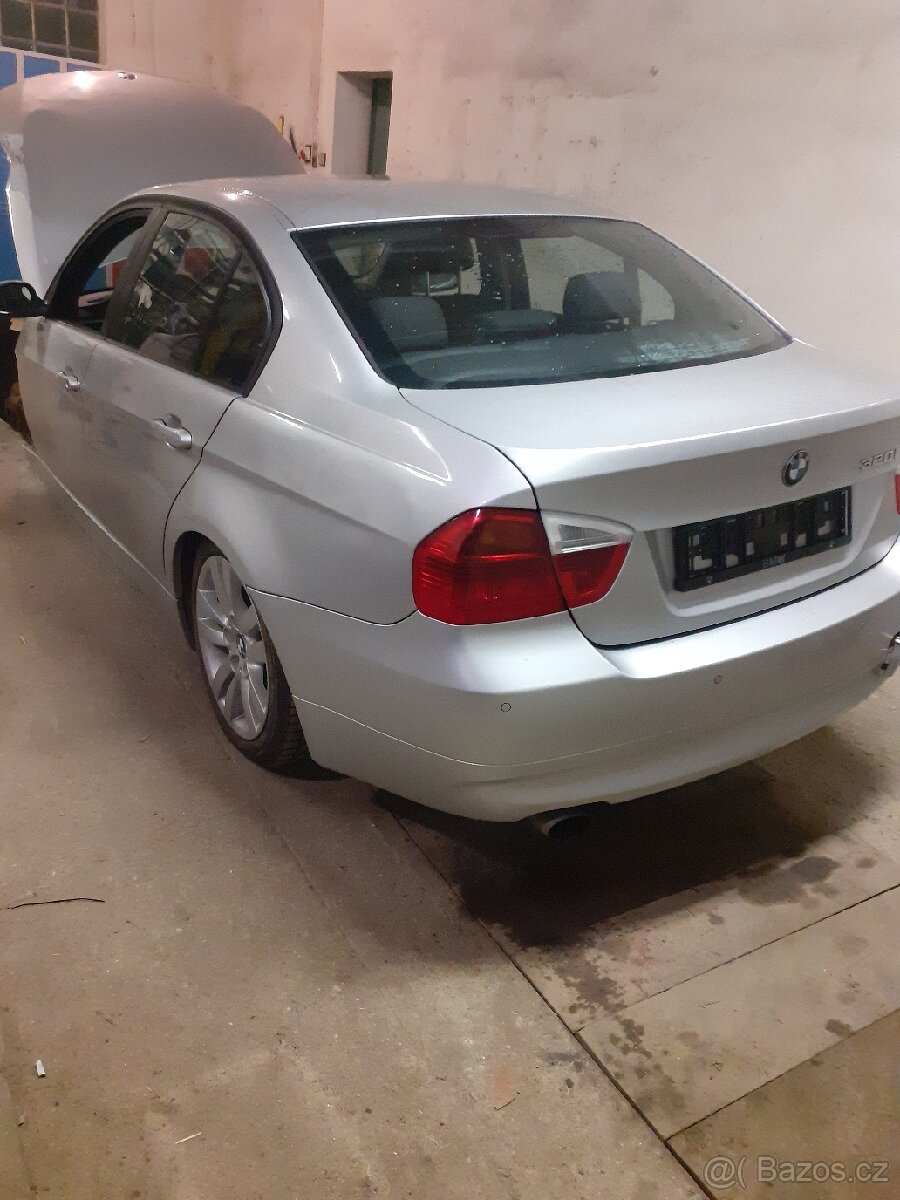 Bmw e90 320i