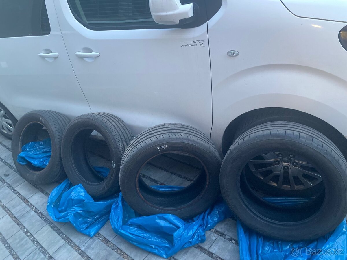 Letní Pneu 225/55 R17 TOYO PROXES COMFORT