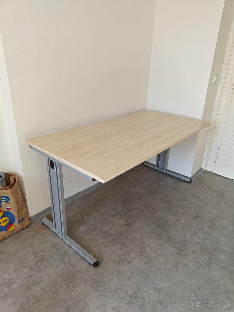Pracovní stůl 160x80