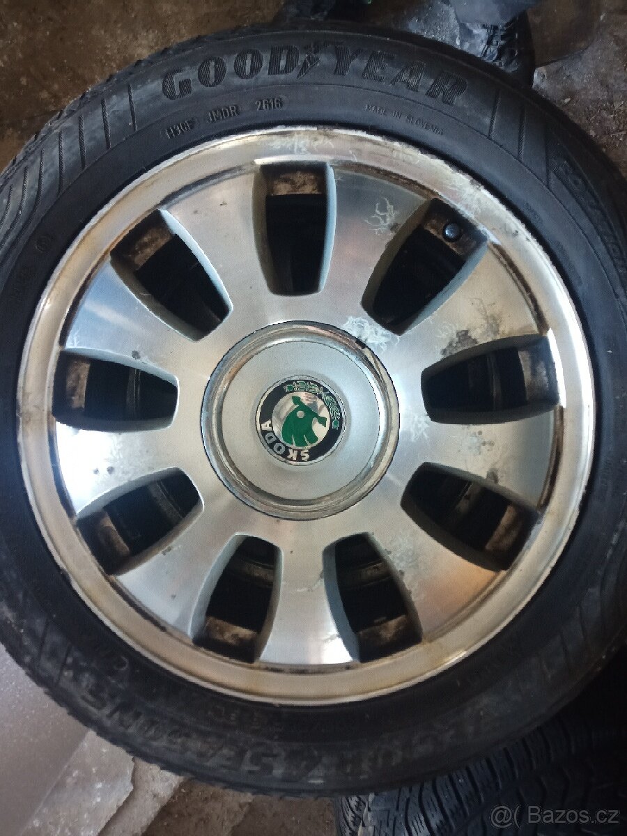 Škoda Octavia originální Alu 5x100 16" Ronal