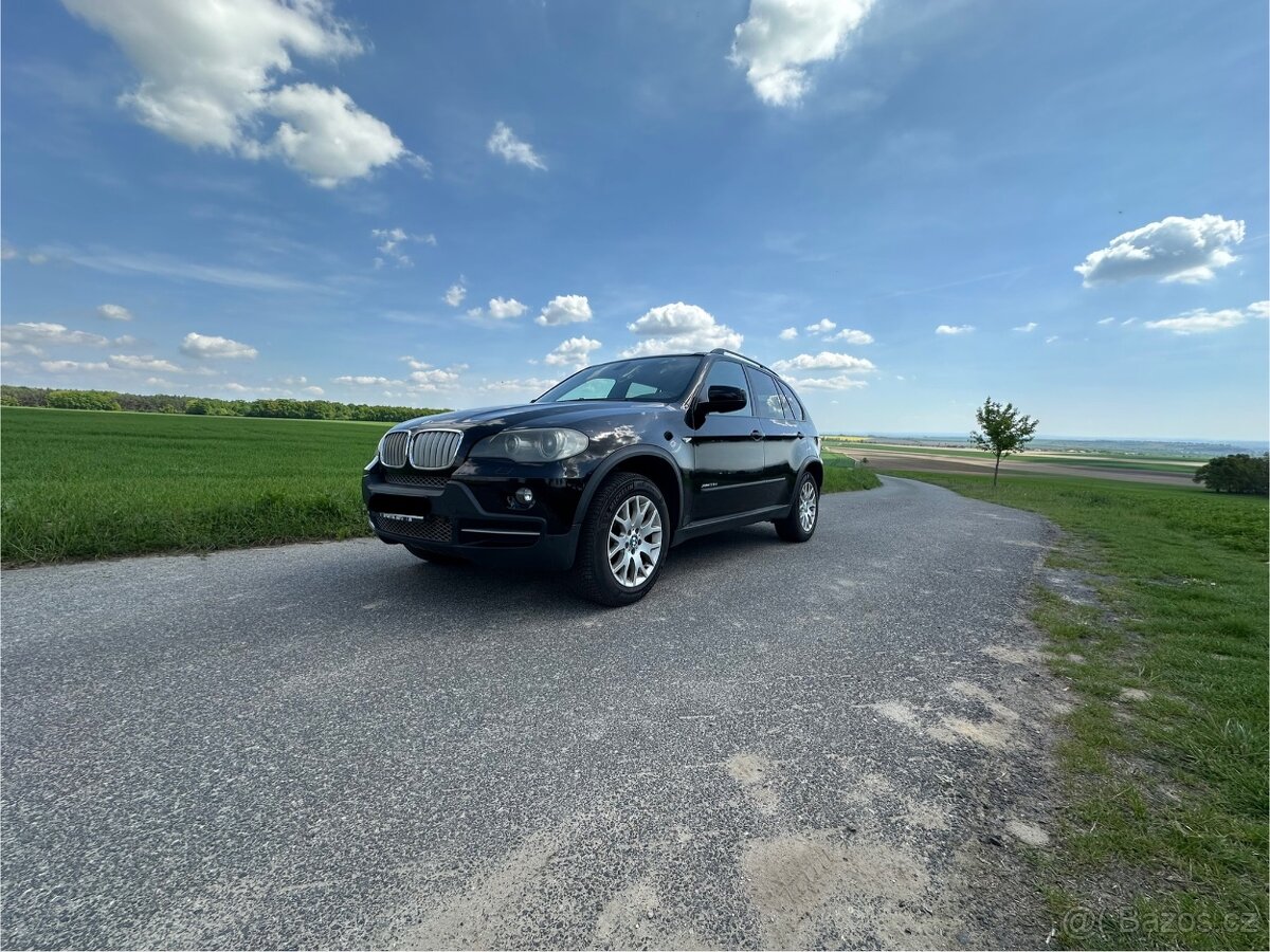 BMW X5 e70 3.5xd 210kw Český Původ nová STK