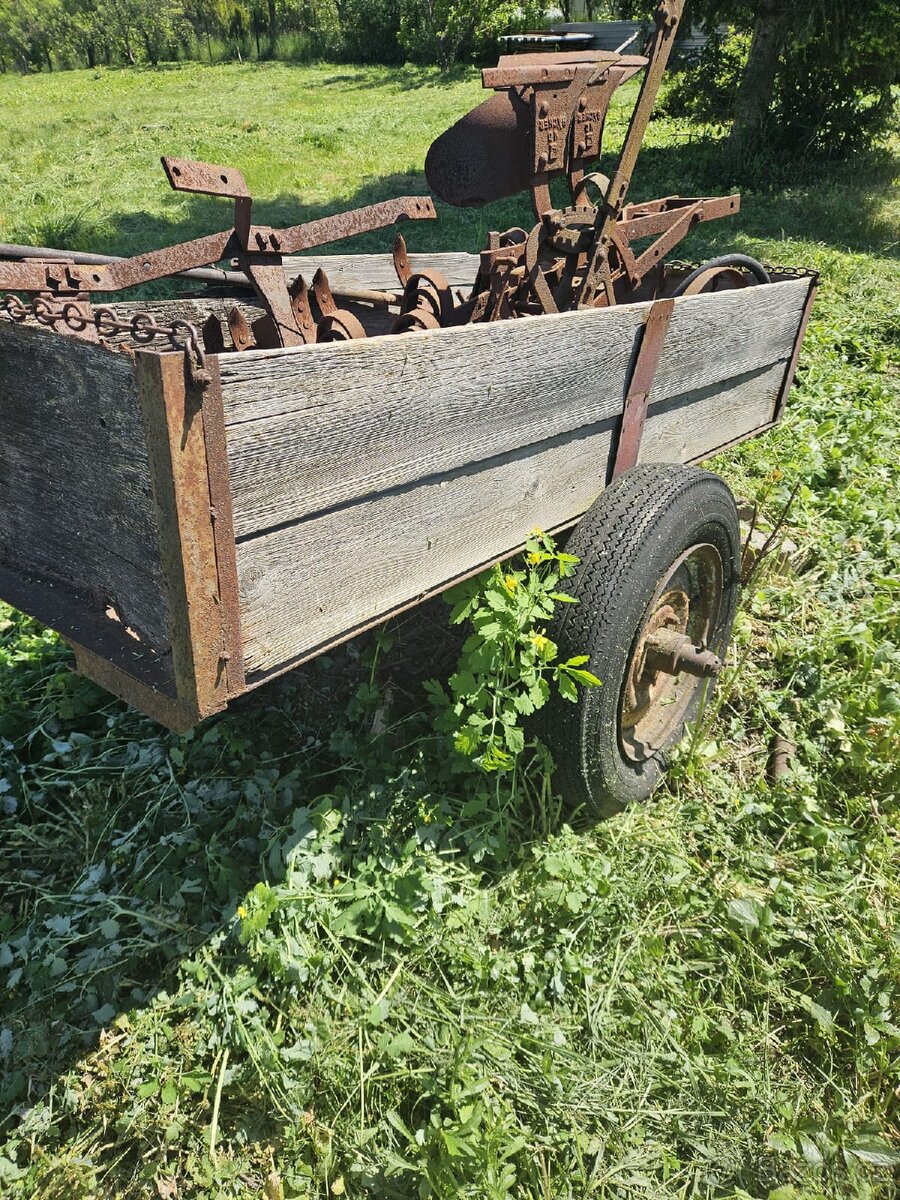 Vlečka za traktor+příslušenství