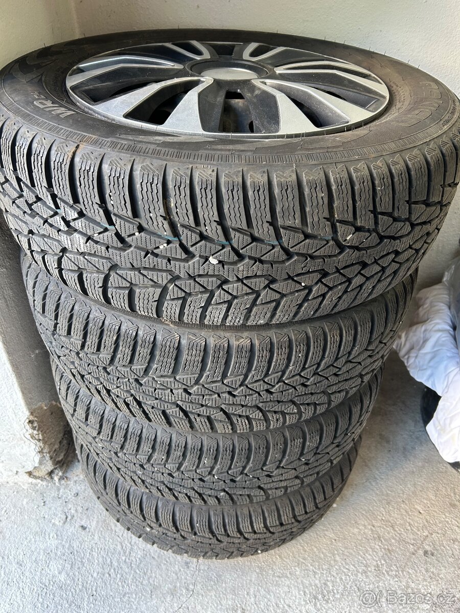 Zimní pneu 4ks 5x114 R15 HYUNDAI i20,i30