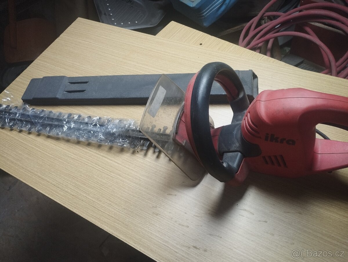 Elektrický plotořez