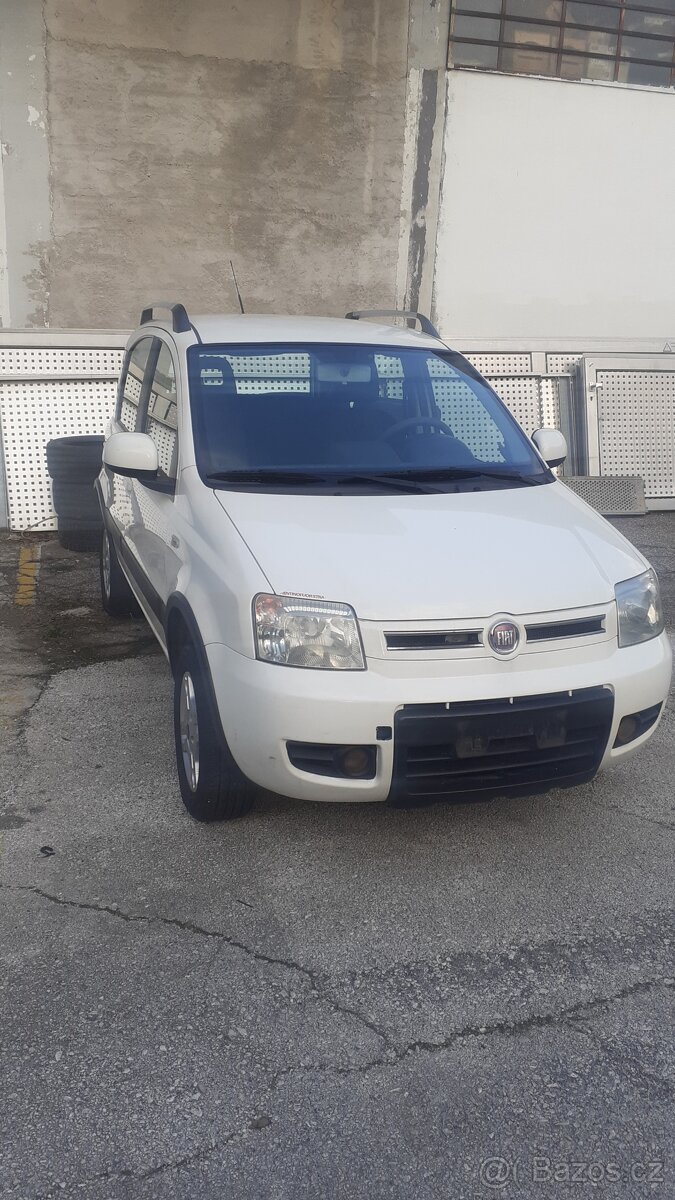 panda 4x4 2012