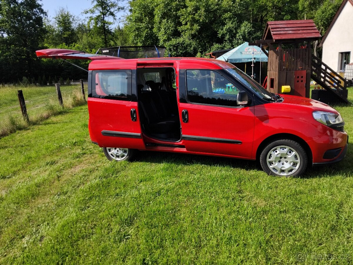 Fiat DOBLO 1.4i 70kw, KLIMATIZACE,TAŽNÉ
