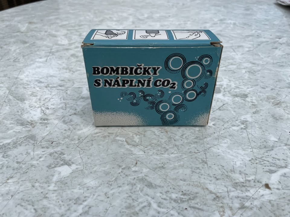 Bombičky s náplní CO2