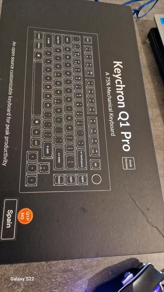 Keychron Q1 Pro – mechanická klávesnice