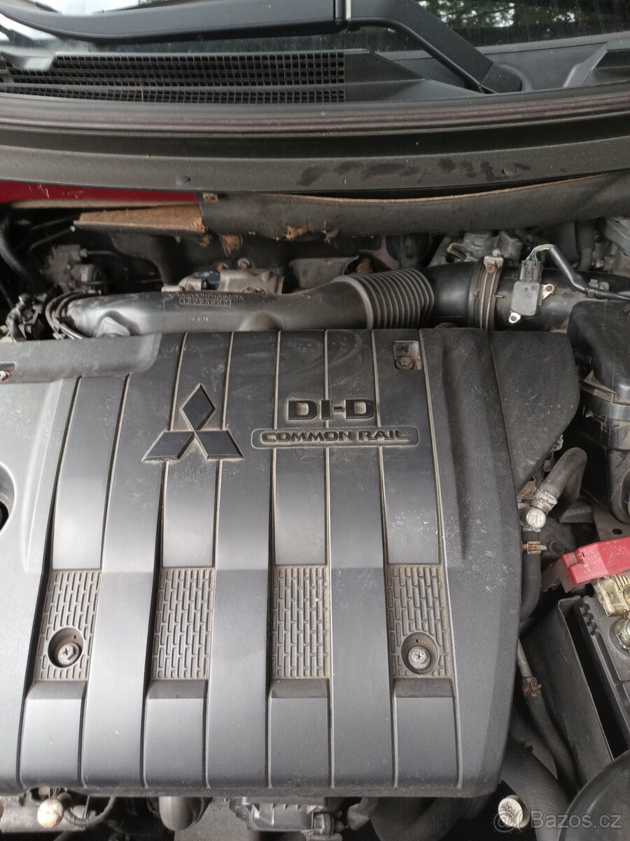 Prodam Mitsubishi Outlander 2014rv avtomat