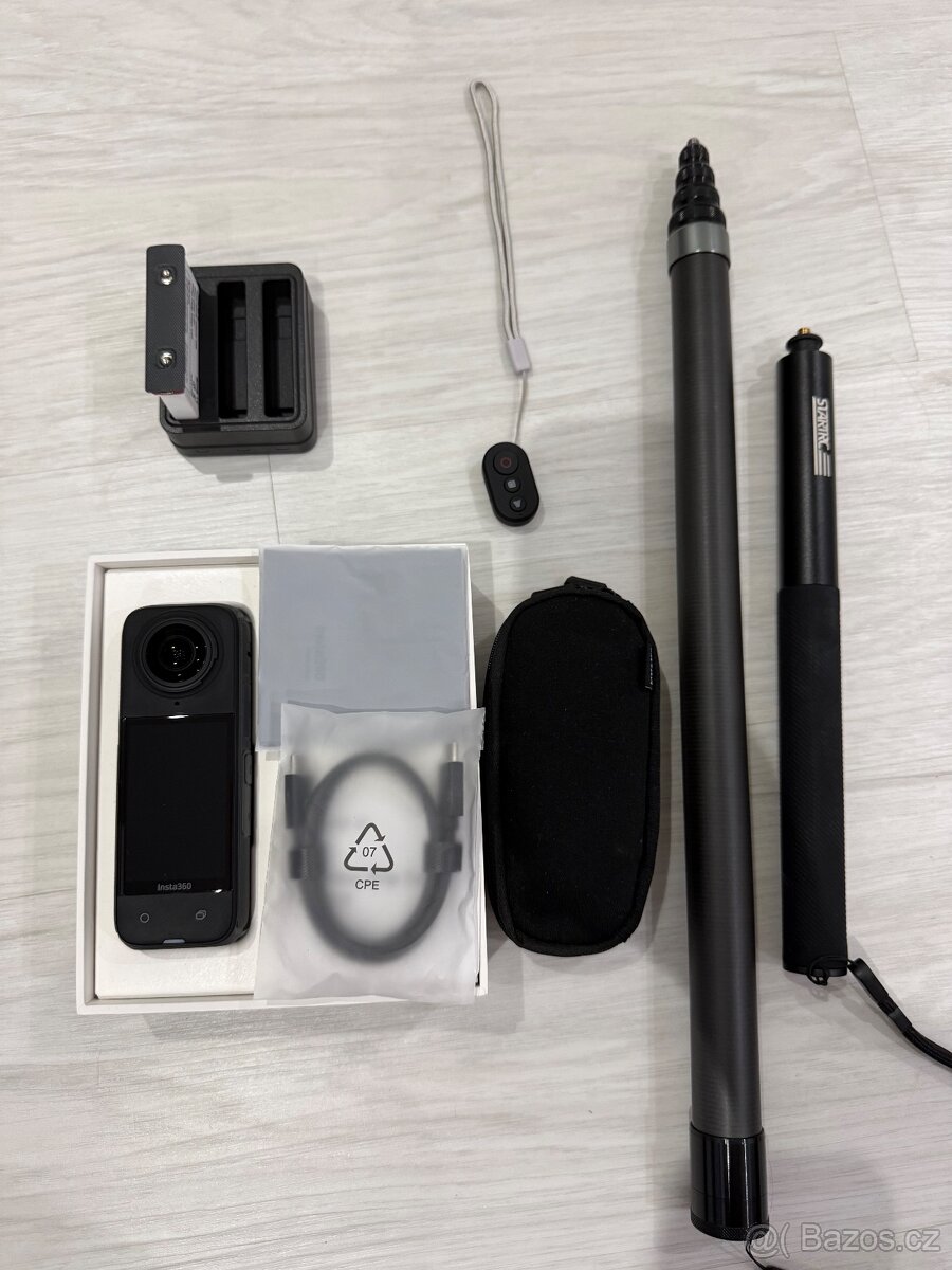 Kamera Insta 360 X4