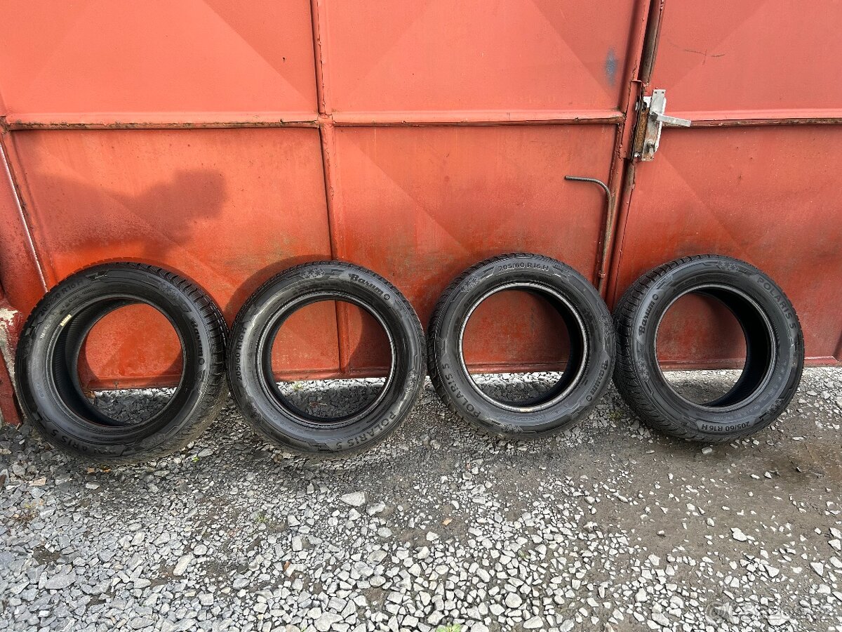 Prodám gumy 205/60/16 Barum