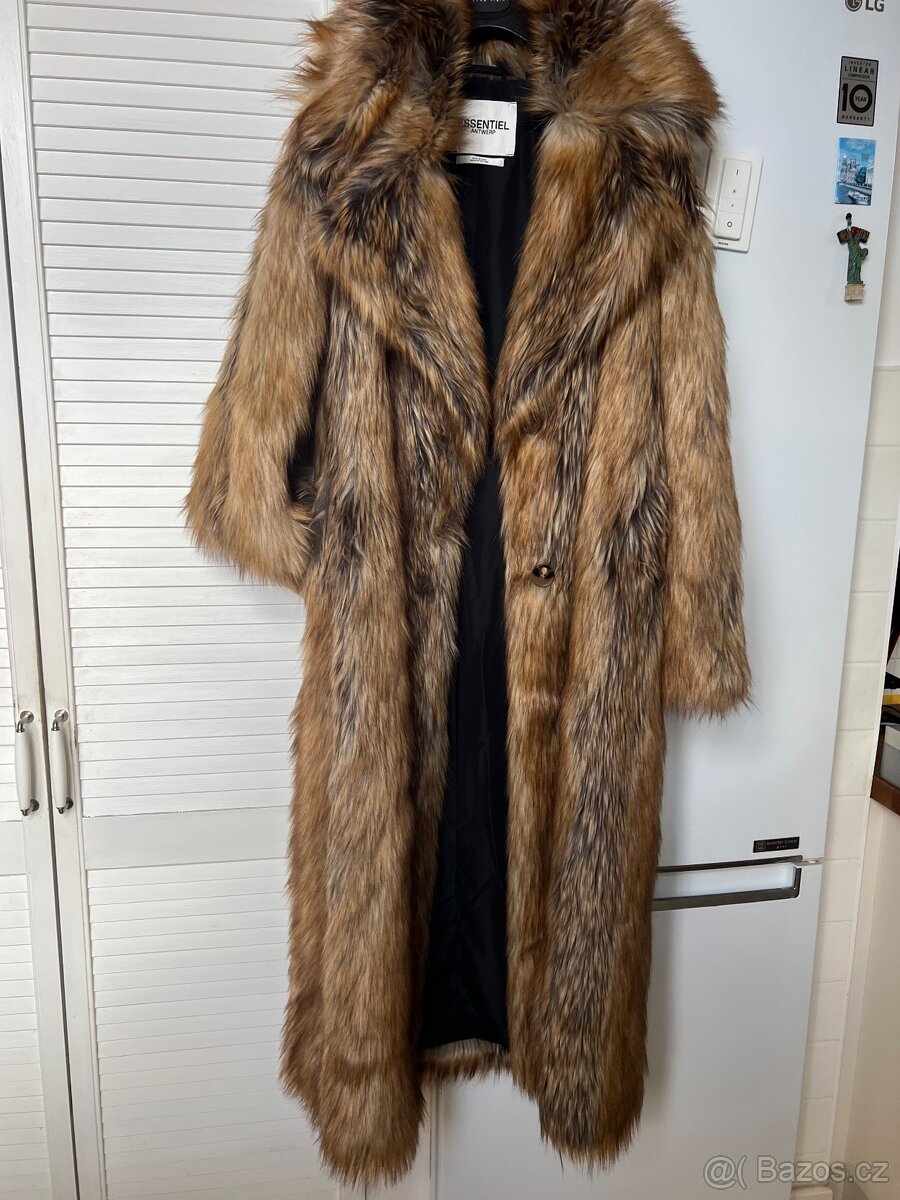 Nový luxusní kožich unisex Essentiel Antverp