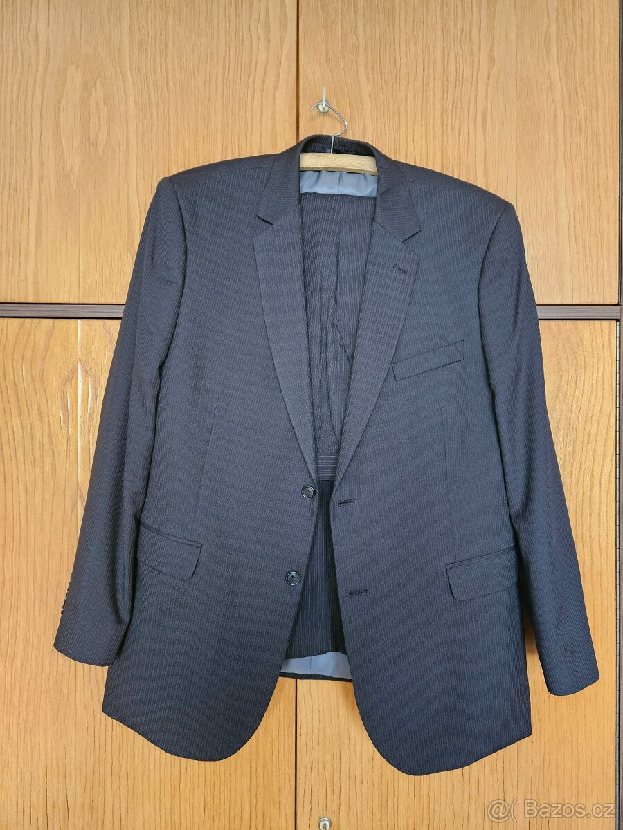 pánský oblek s proužkem F&F, vel. 44