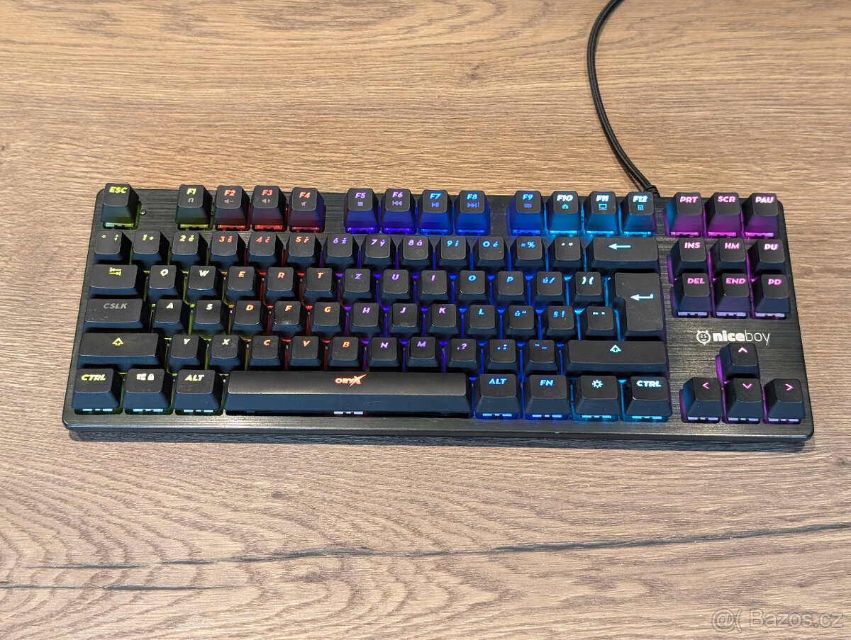 Mechanická klávesnice Niceboy K300X