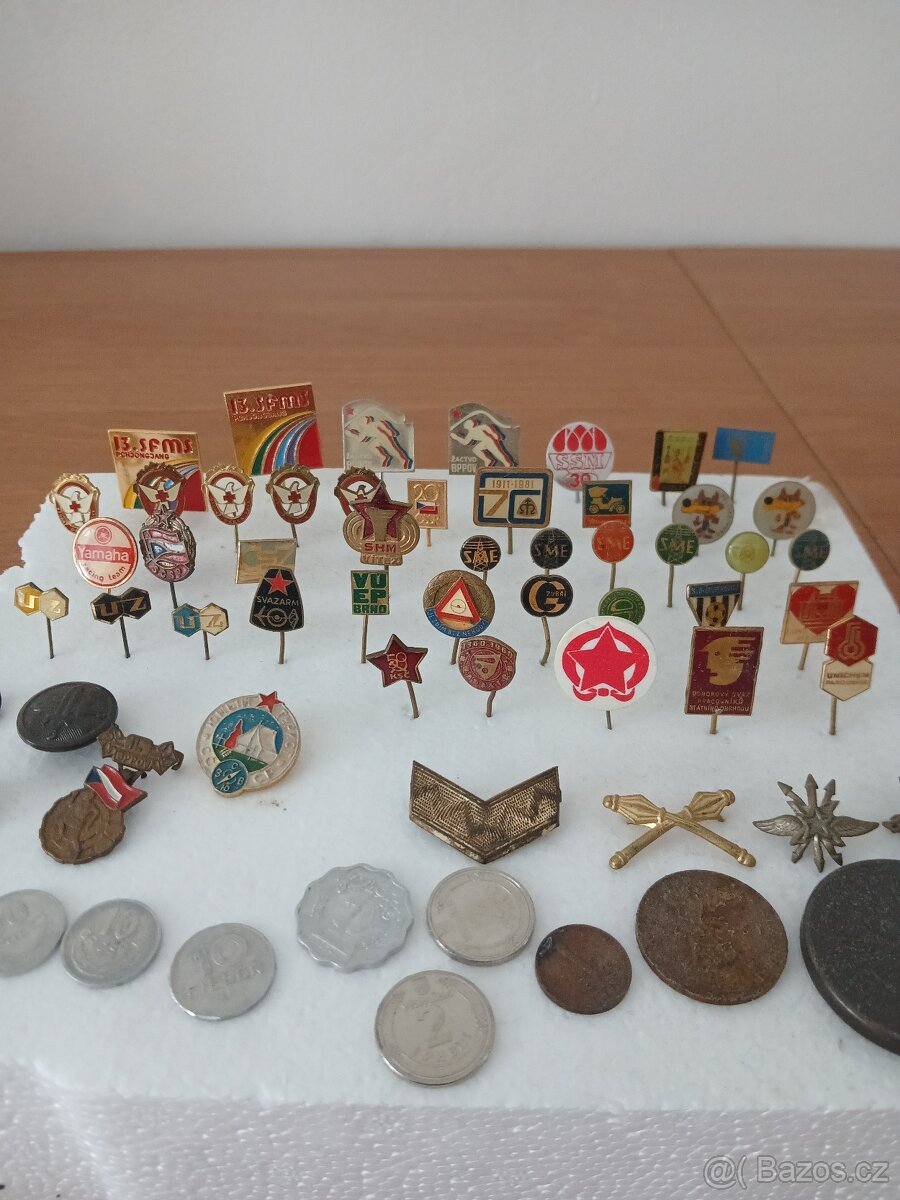 Stare znamky a mince