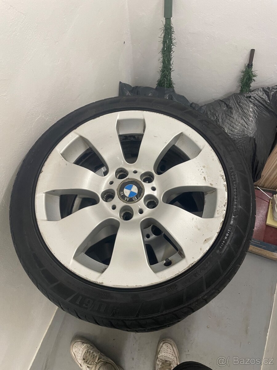 BMW kola