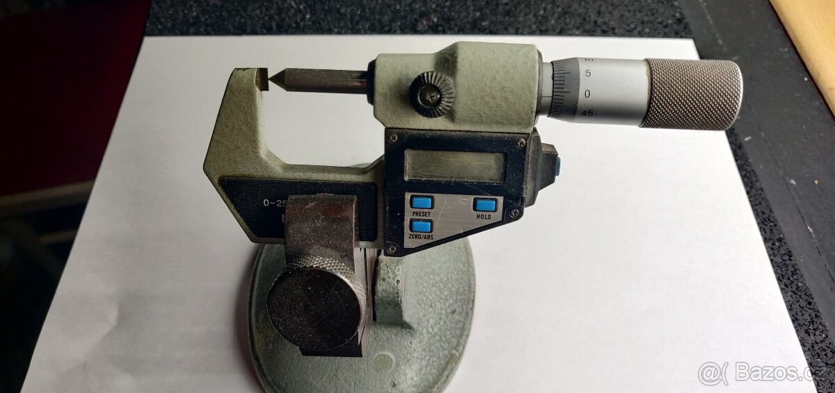 Digitálny mikrometer Mitutoyo 0-25mm (Presnosť 0,001mm)