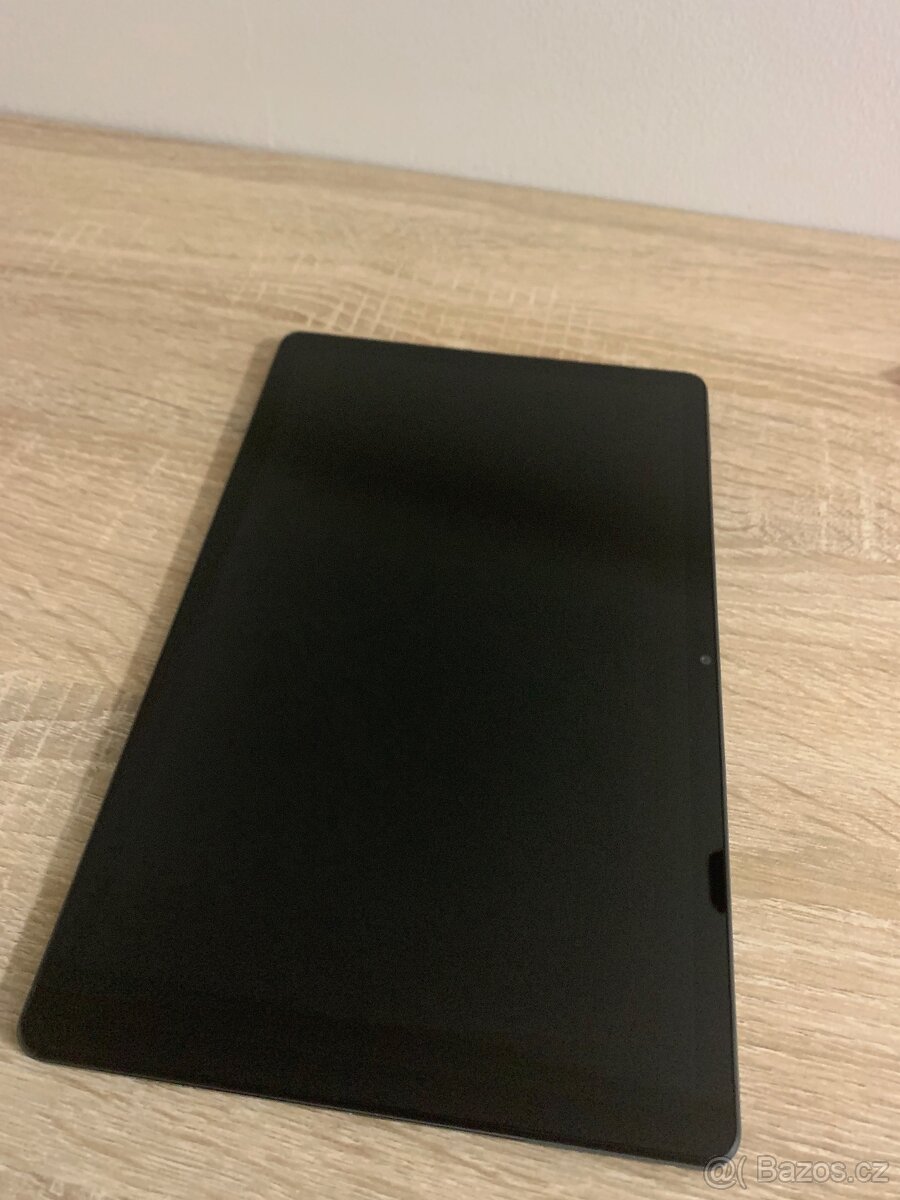Studentský tablet lenovo
