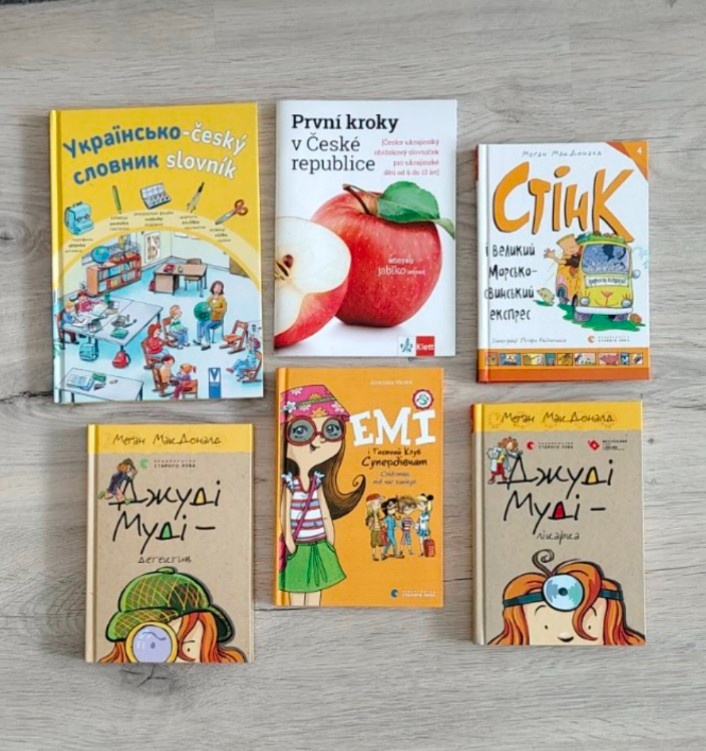 Ukrajinské knihy a slovníky