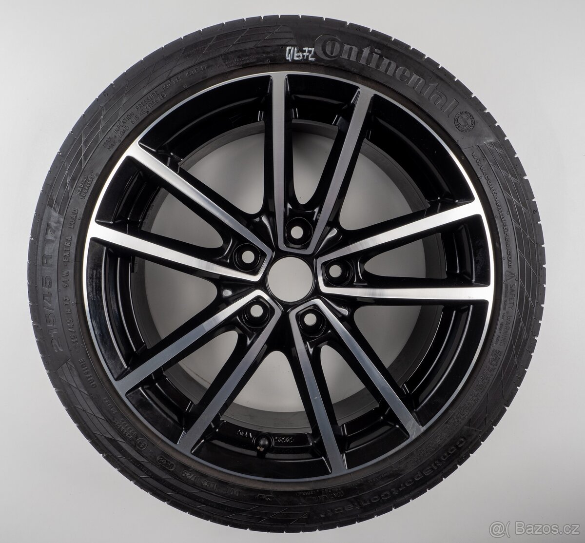 Renault Zoe - 17" alu kola - Letní pneu