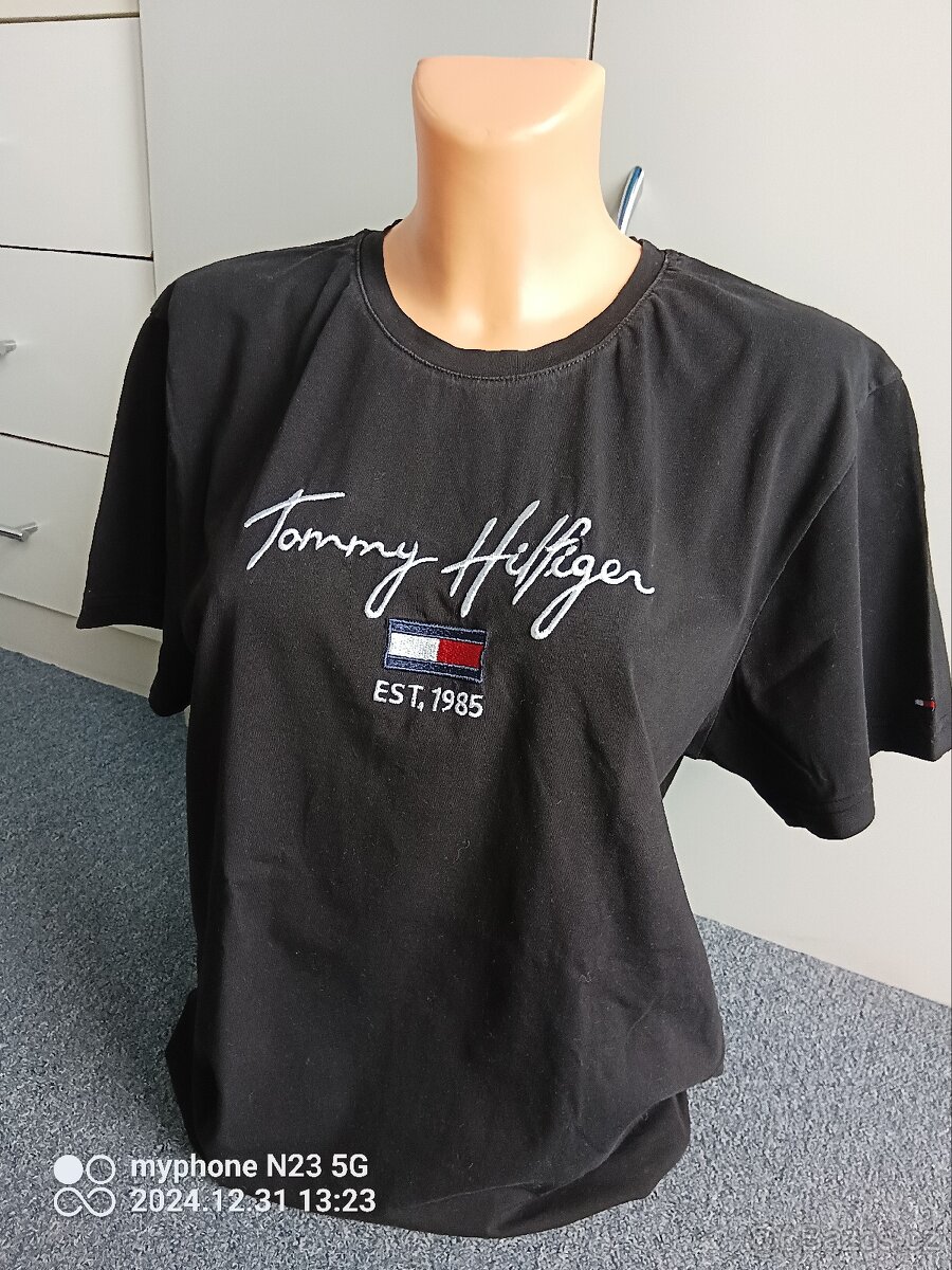 Tričko zn."TOMMY HILFIGER" vel."XXL"