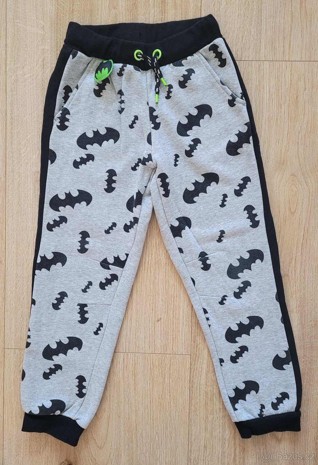 Tepláky Batman H&M, vel. 128