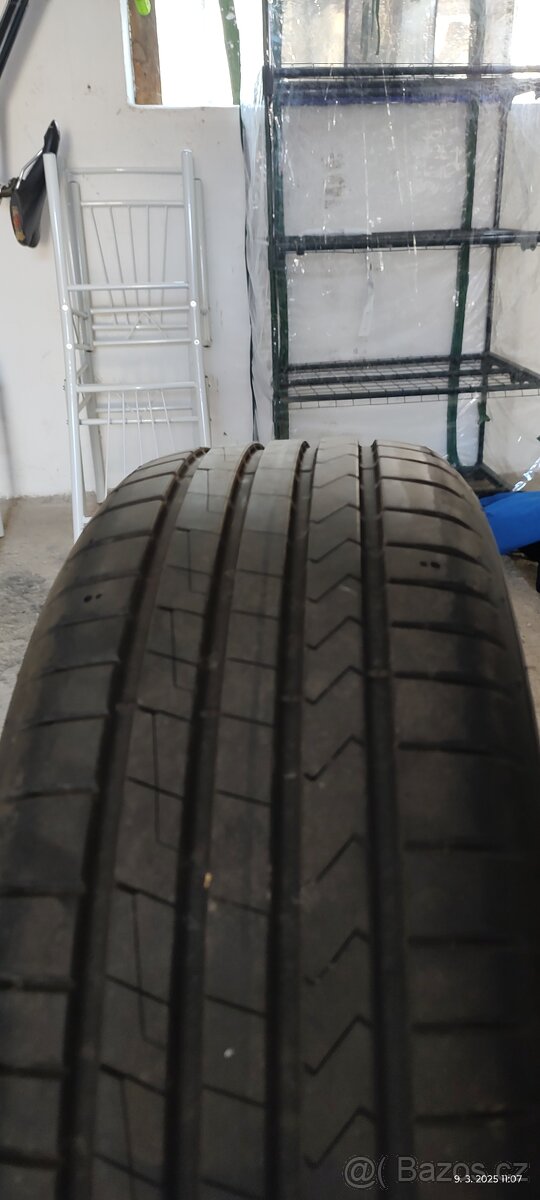 Hankook Ventus prime 4 - 215/65 R17 99h