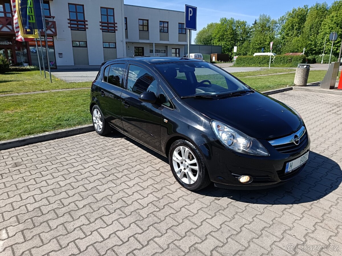 Opel Corsa 1.4 I - 66 kW - Dovoz SRN - Nová STK