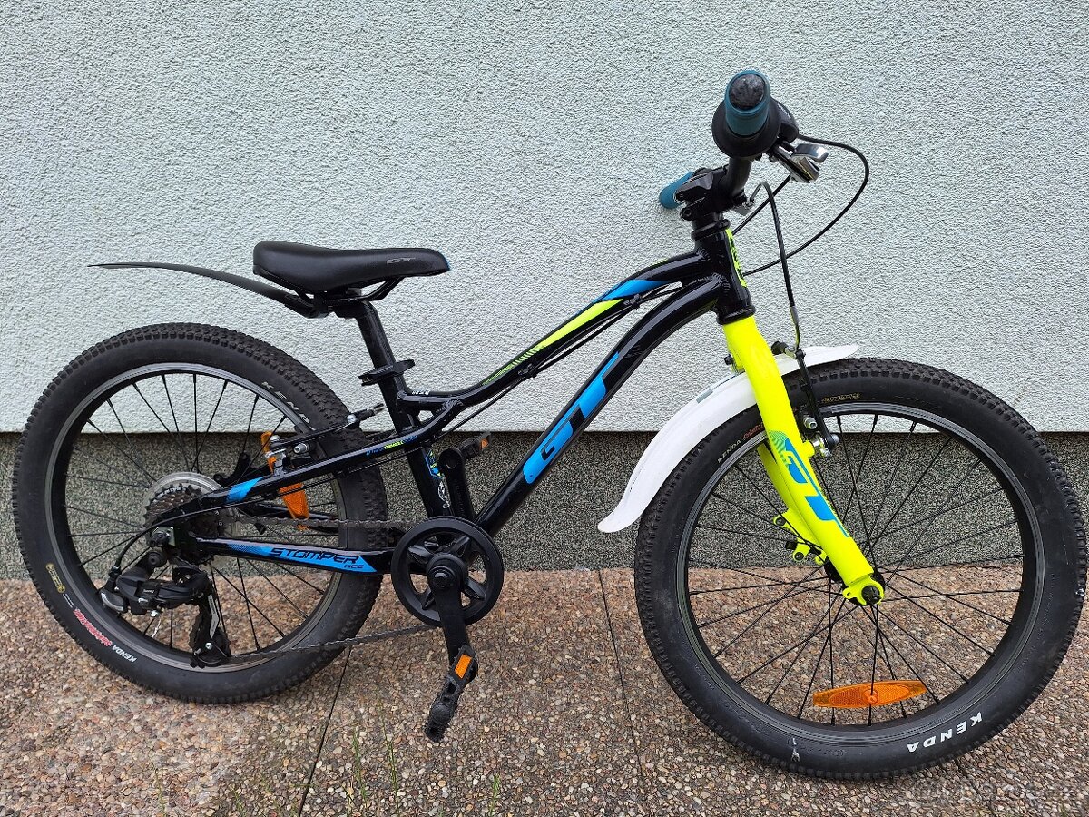 GT stomper 20"