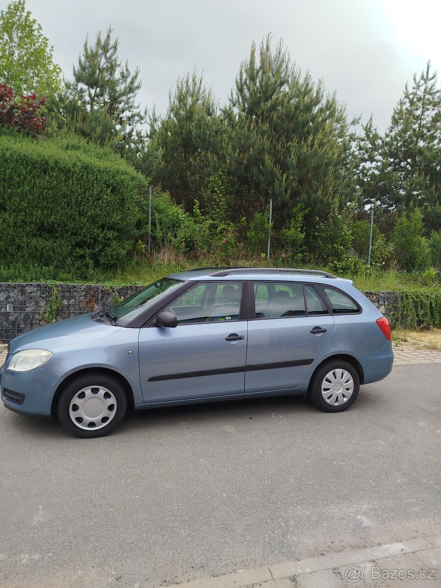 Prodám ŠKODA FABIA KOMBI 1,2 HTP
