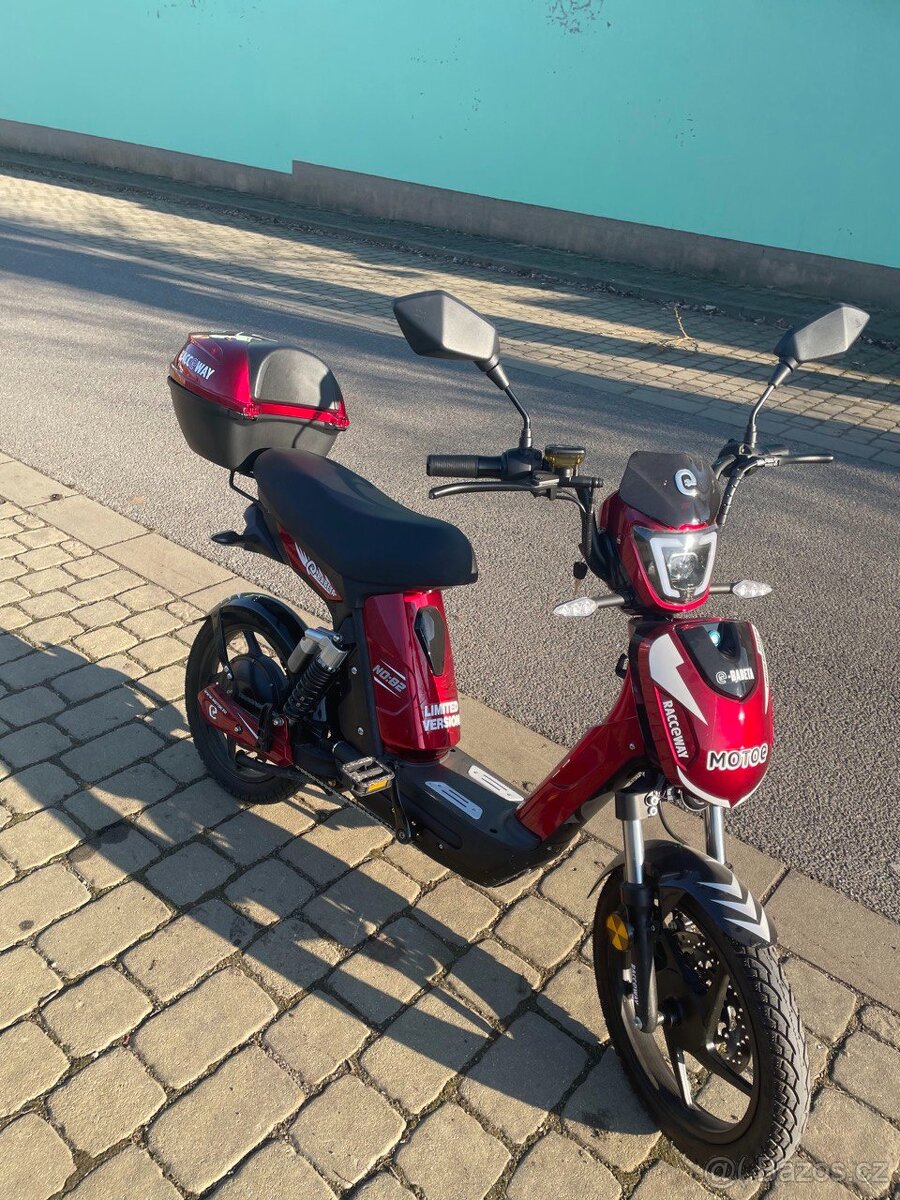 Elektrobabeta, E-babeta Racceway