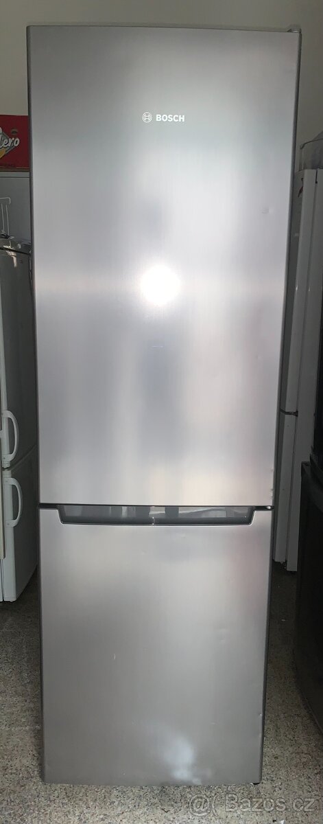 Lednice Bosch KGN36NL30