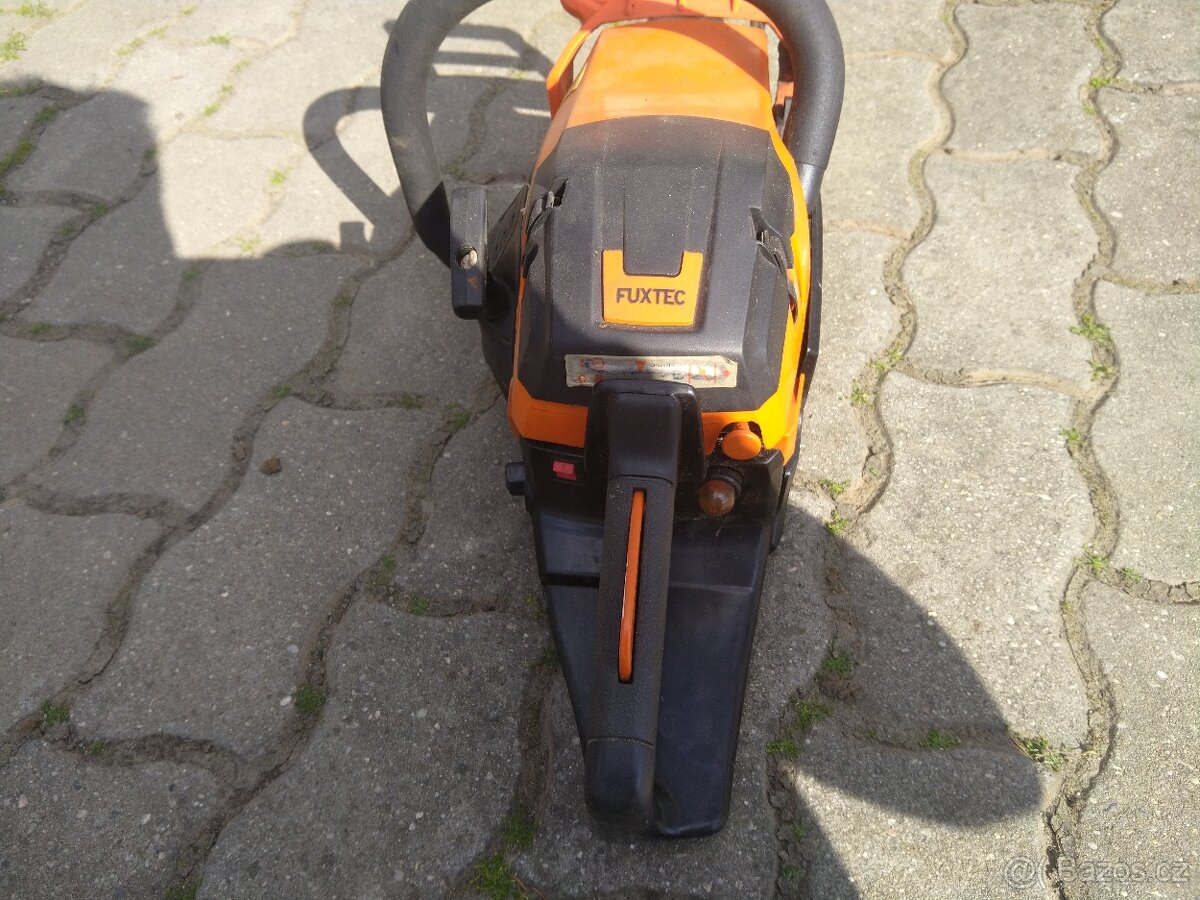 Motorová pila fuxtec