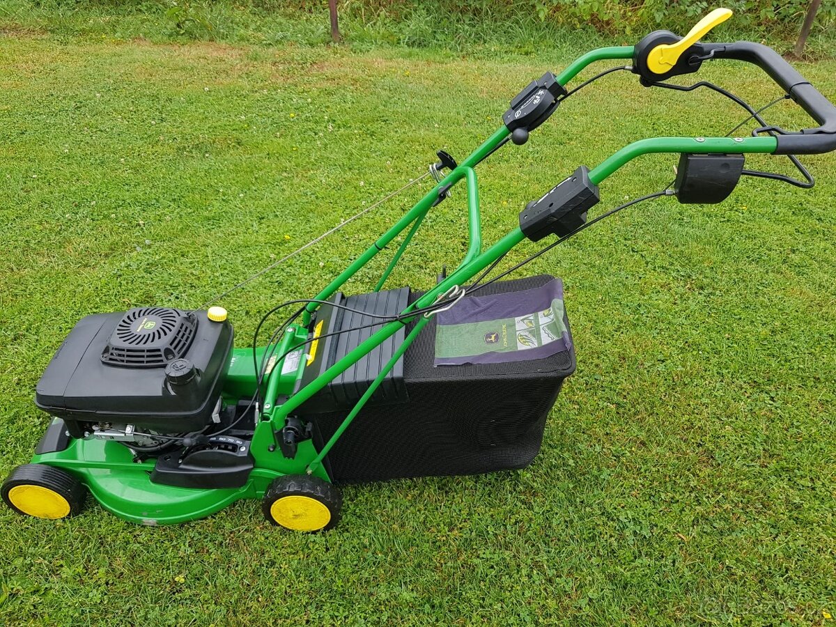 Prodám sekačku John Deer