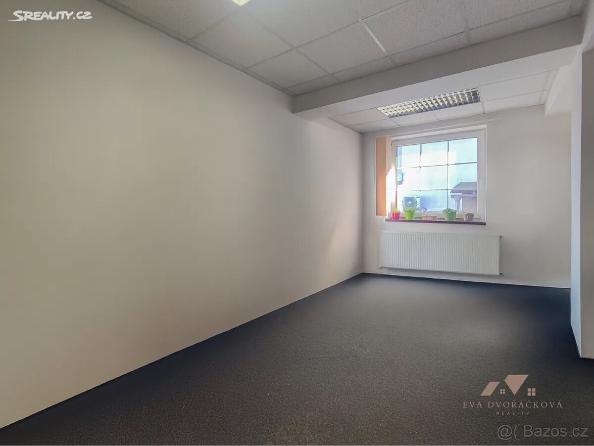 Pronájem kanceláře 20 m² Lešetín I, Zlín